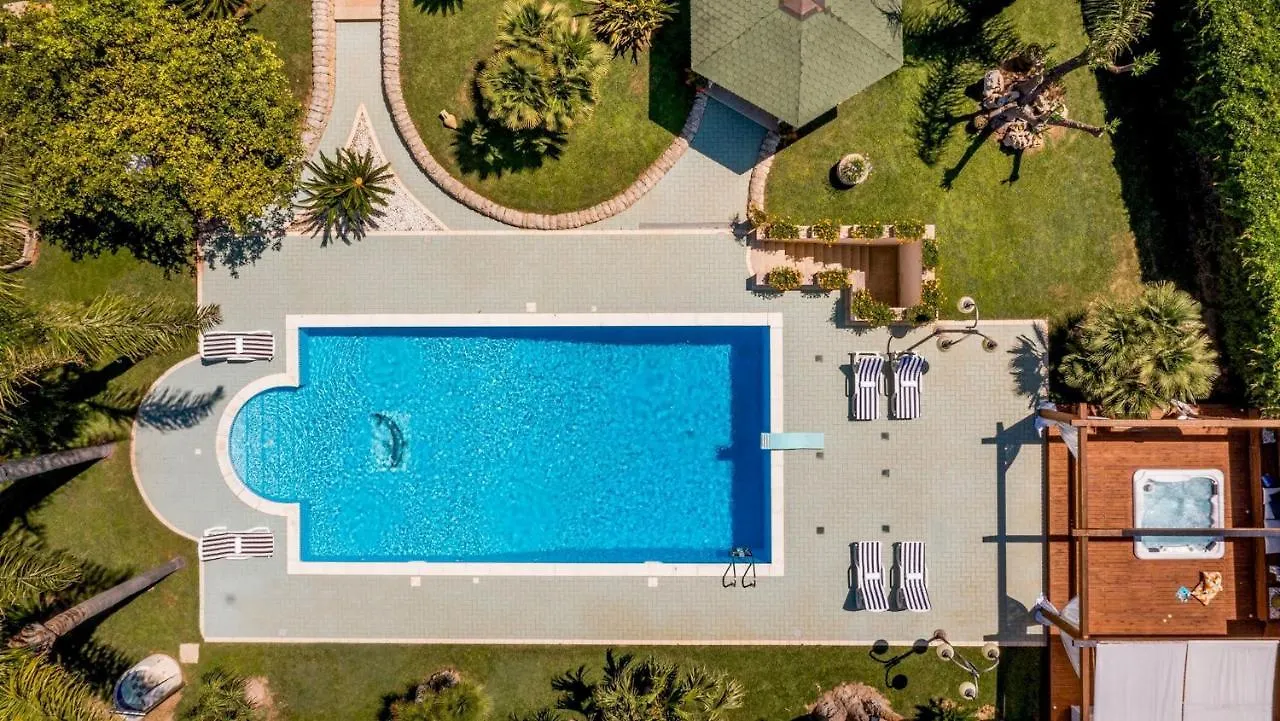 Villa Cutrera 8, Emma Villas Chiaramonte Gulfi 0*,  Italy